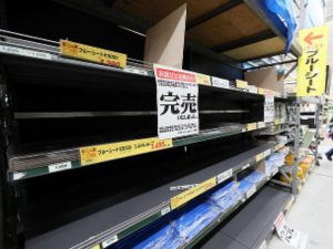 大阪北部地震翌日・ロイヤルホームセンター吹田店内②