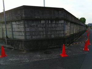 大阪北部地震・小学校の壁②