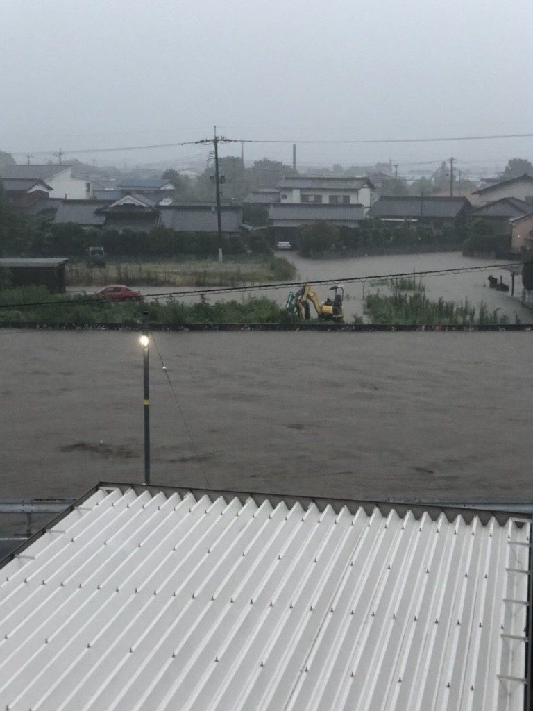 福岡・巨勢川氾濫