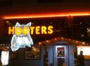 HOOTERS